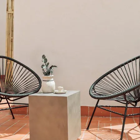 Cava - 2 Bedrooms And Terrace In Ciutat Vella *